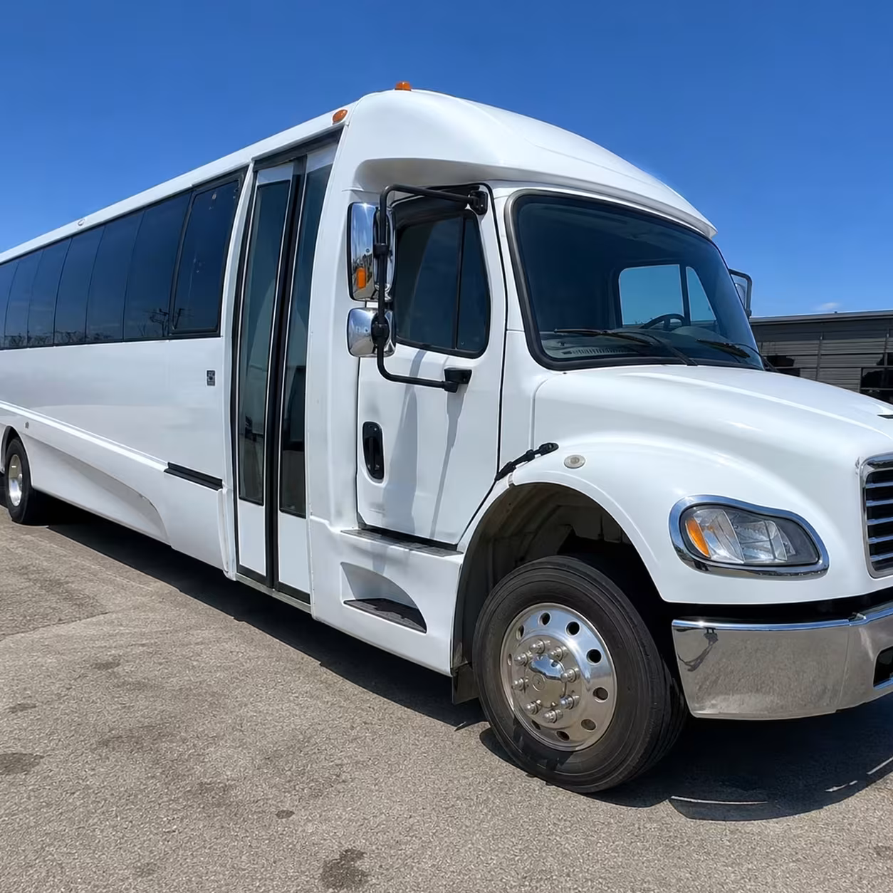 15 passenger minibus