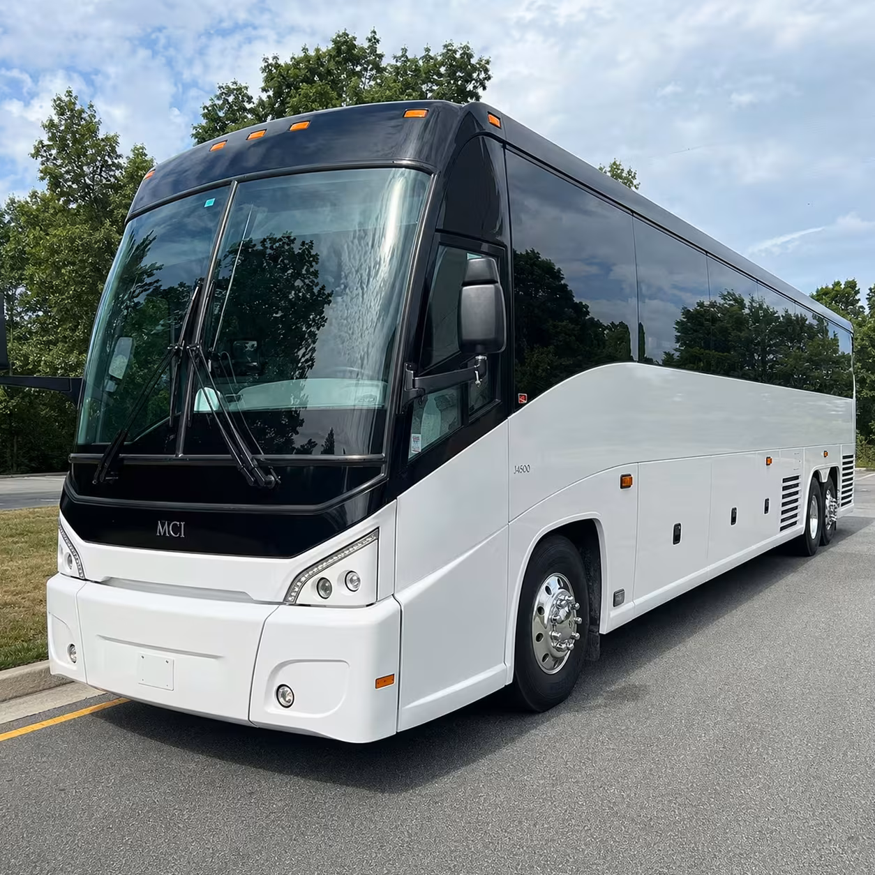 cleveland hotel to hopkins airport charter bus rentals