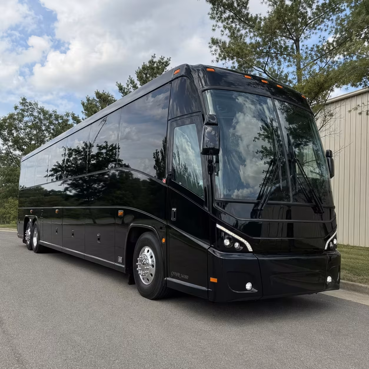 find the right long distance bus for cleveland school groups church groups and family reunions