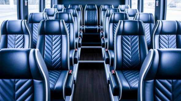 cleveland 35 passenger minibus rental